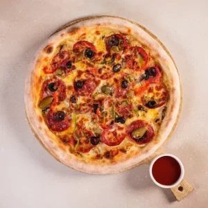 پپرونيPepperoni pizza