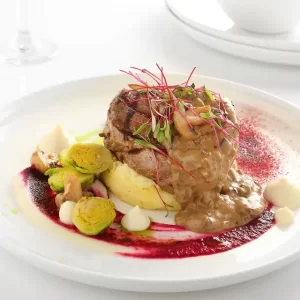 استیک با سس قارچ | Steak with Mushroom Sauce